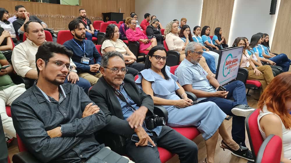 Carol Lopes e Amigos 