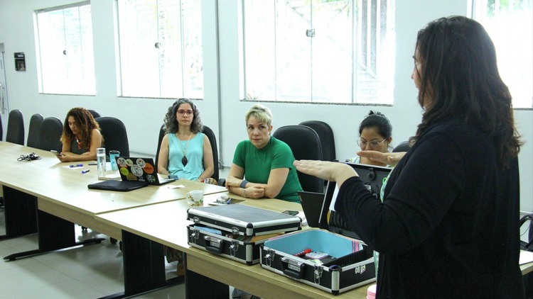 Governo do Amapá reúne com organizações internacionais