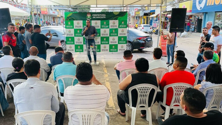Prefeito Dr. Furlan assina Ordem de Serviço