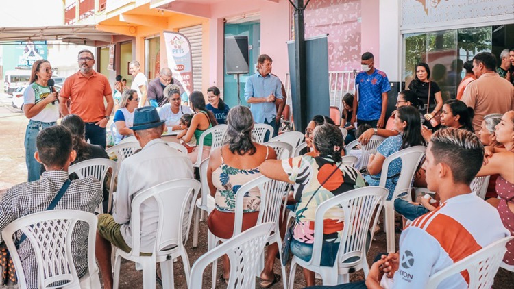 Amapá Sem Fome: Governo do Estado entrega 100 kits de alimentos
