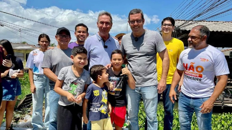 Prefeito Dr. Furlan faz entrega de passarela e vistoria obras da capital|