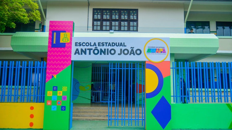 Escola Antônio João, em Macapá