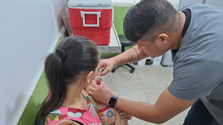 Vacinação contra Poliomielite segue nas Unidades de Saúde até a próxima sexta-feira (14)