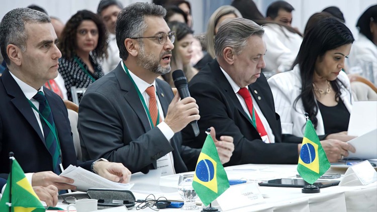 Governo do Amapá e autoridades da França anunciam criação de postos de fiscalização na Ponte Binacional para transporte de cargas