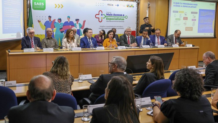 Mais Especialistas: Governo Federal investirá R$ 1 bilhão para ampliar consultas e reduzir tempo de espera