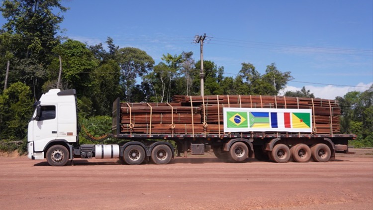 Amapá exporta pela primeira vez madeira certificada para Guiana Francesa