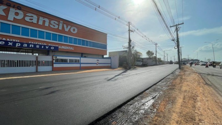 Para dar fluidez ao trânsito, Governo do Estado cria via paralela em trecho da Rodovia Duca Serra, em Macapá