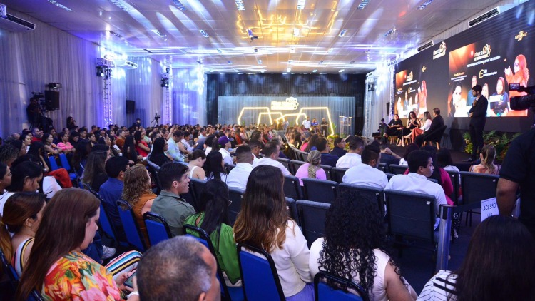 Dicas inspiradoras e histórias de superação marcam encerramento do Fórum Sebrae de Conhecimento