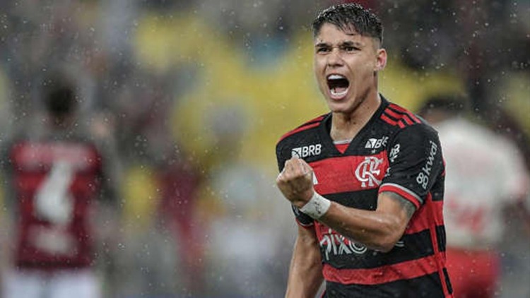 Retorno de Luiz Araújo no Flamengo de Filipe Luís ganha força após importante atualização