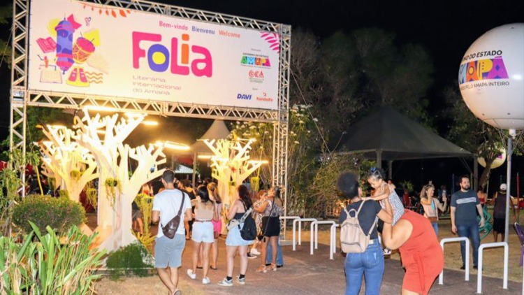 ‘A Folia entrega futuro, sonhos e esperança por meio da literatura’, destaca governador Clécio Luís na abertura de evento cultural no Amapá