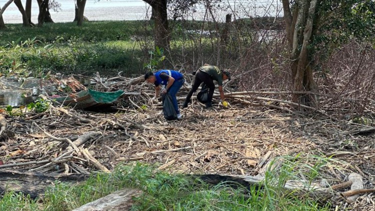 Com foco na preservação ambiental, Caesa participa de ação para limpeza do rio Amazonas, em Macapá