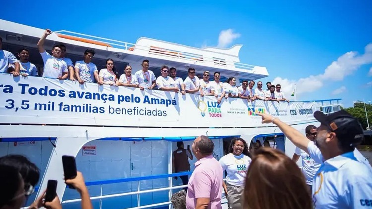 Energia e vacina para ribeirinhos