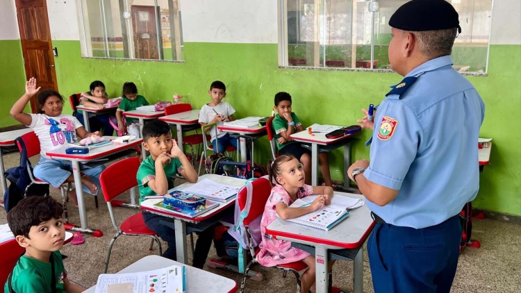 Projeto Ronda Escolar da Guarda Municipal leva cidadania e prevenção à violência para alunos da Zona Norte