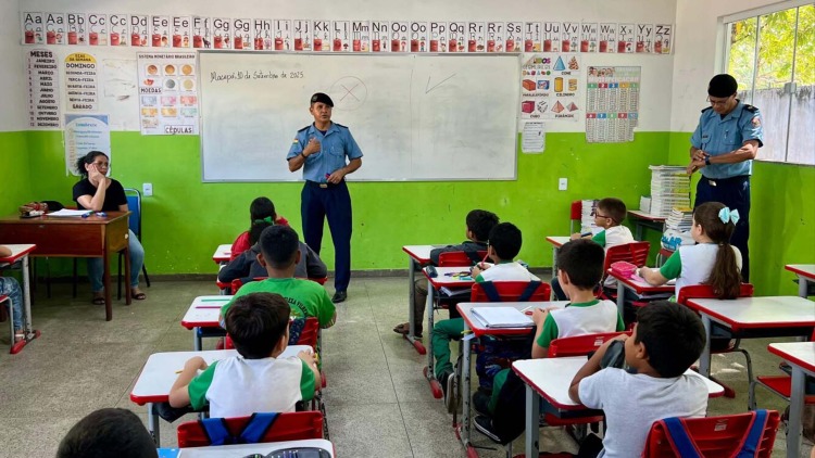 Projeto Ronda Escolar da Guarda Municipal leva cidadania e prevenção à violência para alunos da Zona Norte