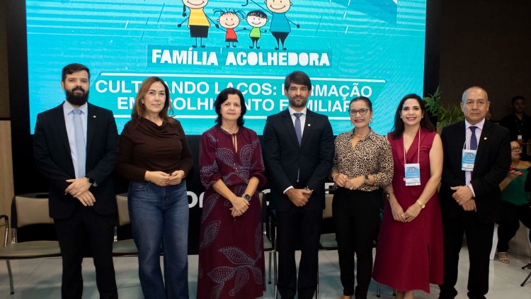 TJAP participa do evento “Família Acolhedora – Cultivando Laços: Formação em Acolhimento Familiar”, promovido pelo MP/AP