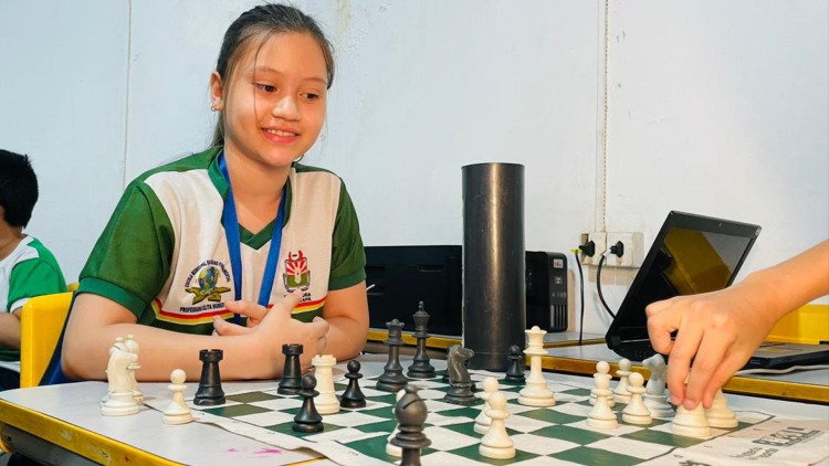 Alunos da Escola Municipal Elita Nunes Melo participam do Festival de Xadrez Open Infantil, em São Paulo