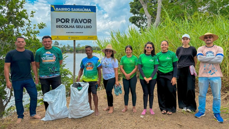 Prefeitura realiza ação de limpeza e conscientização ambiental na Praia do Samaúma