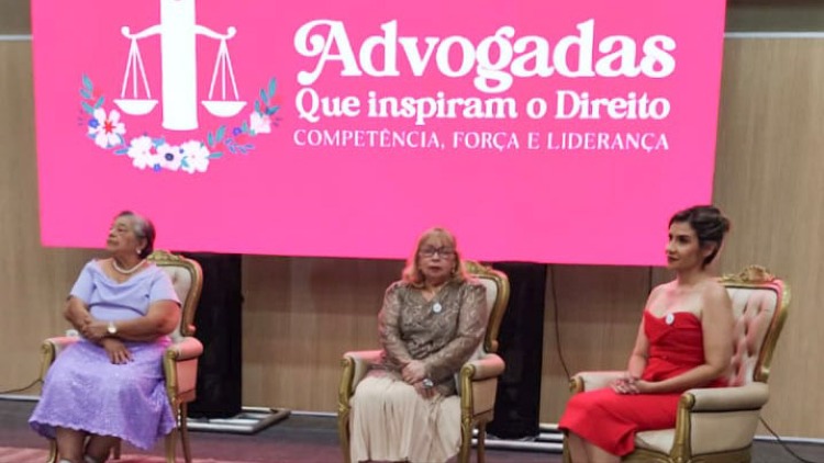 Presidente do TRT-8 recebe certificado de honra ao mérito na OAB Amapá