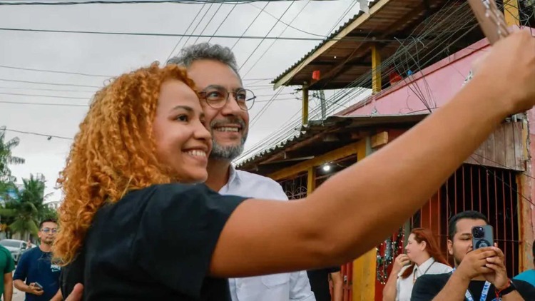 Governador Clécio inspeciona serviços executados Ponte Firme