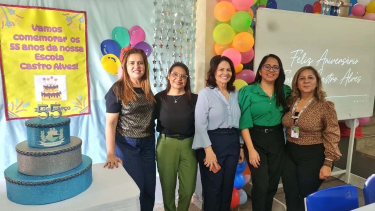 Governo do Amapá celebra aniversário de 55 anos da Escola Estadual Castro Alves, em Macapá