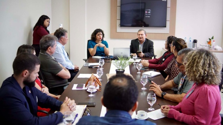 Prefeitura e Ministério Público discutem prevenção e riscos da doença de Chagas em Macapá