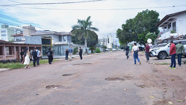 Prefeitura de Macapá segue avançando com força-tarefa para recuperação das ruas da capital