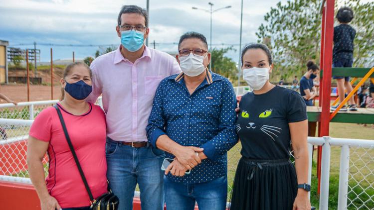 Diversão à fantasia anima pets e tutores no primeiro HallowPet de Macapá