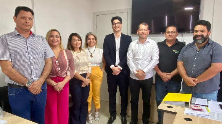 Planejamento e Controladoria Municipal discutem ampliação do acesso à informação para maior participação social