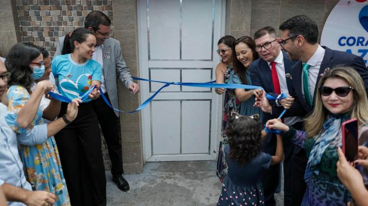 Dr. Furlan inaugura primeira Clínica-escola Coração Azul para alunos autistas de Macapá