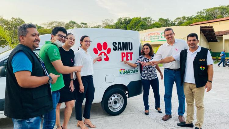 Dr. Furlan entrega primeira ambulância pet ao Hospital Municipal Veterinário