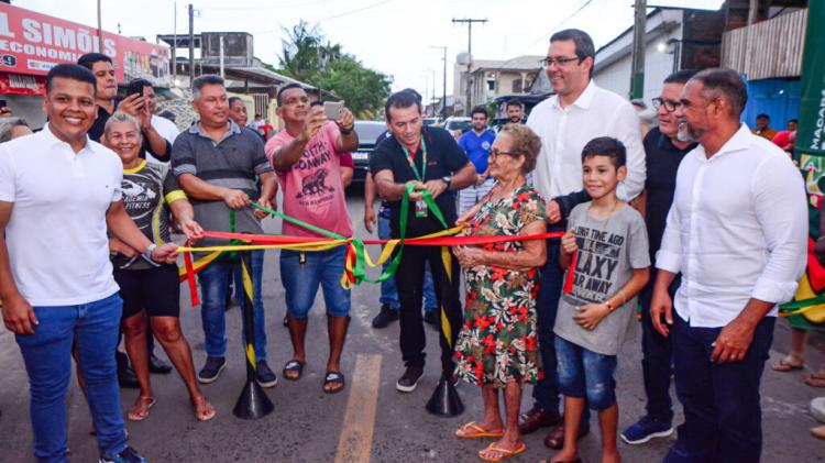 Prefeitura de Macapá entrega 16 vias pavimentadas aos moradores do bairro Araxá