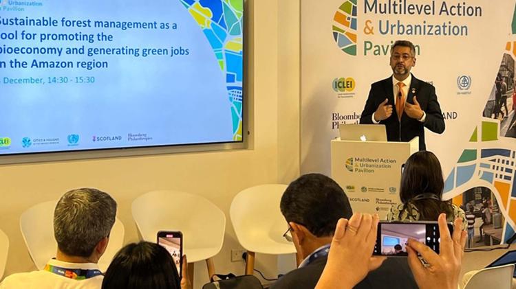 COP 28: Amapá apresenta manejo florestal sustentável como modelo de bioeconomia e geração de empregos na Amazônia