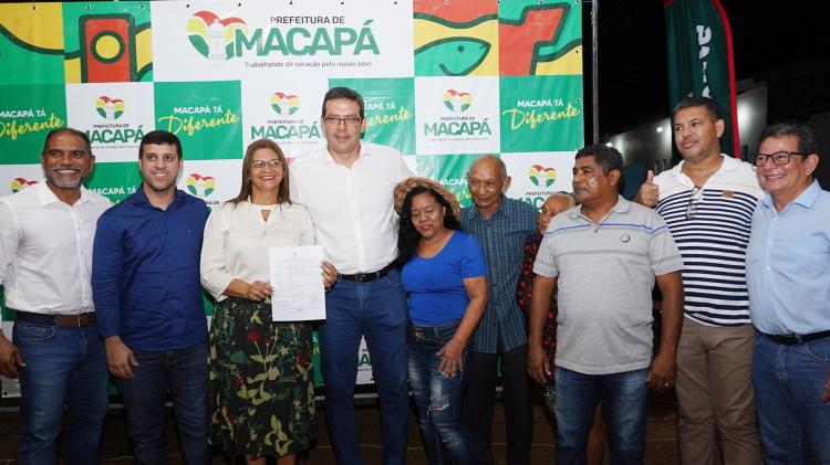 Dr. Furlan assina Ordem de Serviço para a pavimentação no Marabaixo III