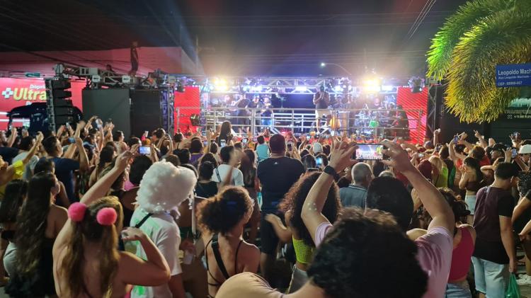 Macapá Verão 2023 fecha com carnaval fora de época e show de Parangolé