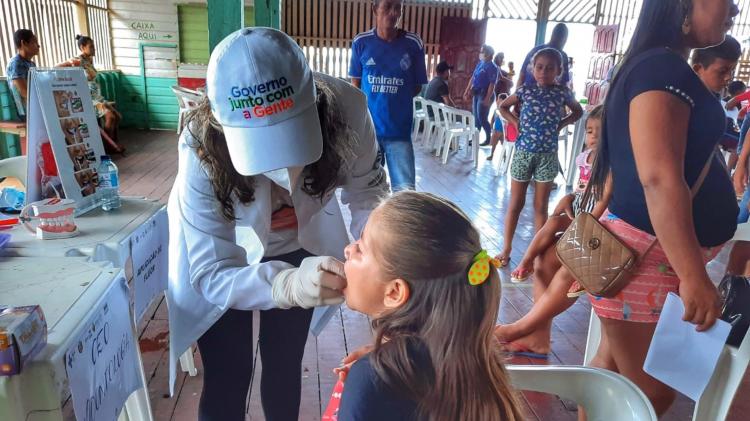 Governo do Amapá promove 2,3 mil atendimentos de saúde no Arquipélago do Bailique em apenas dois dias