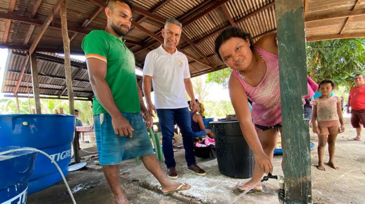 Governo leva água encanada para famílias no distrito de São Joaquim do Pacuí