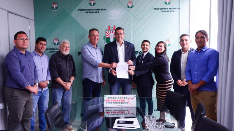 Prefeitura de Macapá celebra contratos de repasse de recursos com a Caixa Econômica Federal
