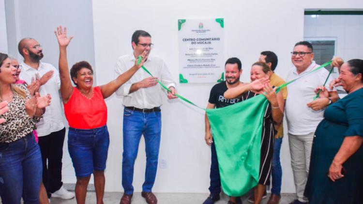 Prefeito Dr. Furlan entrega novo Centro Comunitário aos moradores do Habitacional Mucajá