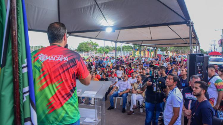 Dr. Furlan entrega Arena e Praça Caldeirão, no bairro Jardim Felicidade II
