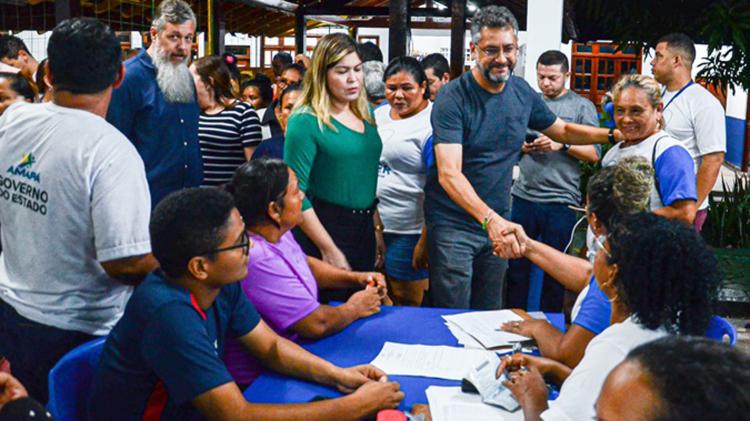 Auxiliar essas famílias', afirma Clécio Luís sobre alagamentos causados pelas chuvas intensas em Macapá