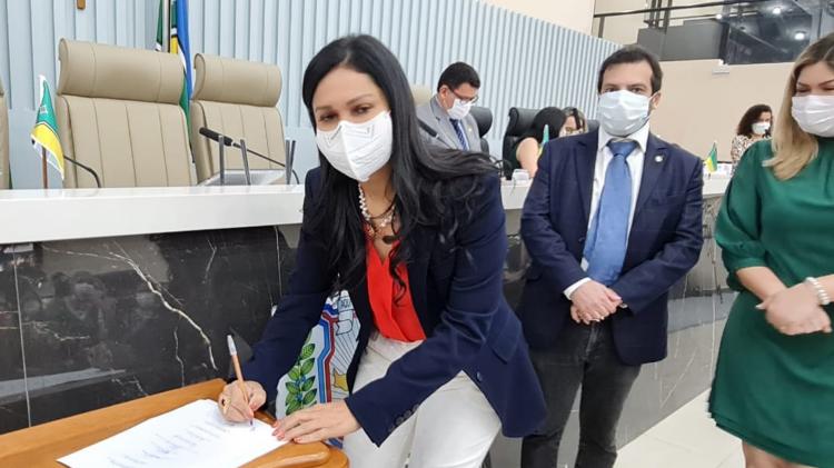Assembleia Legislativa assina o Pacto Estadual da Primeira Infância no Amapá