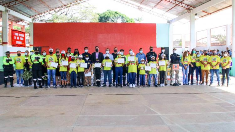 ‘Nós somos o trânsito’, disse aluno na cerimônia de formatura de agentes mirins