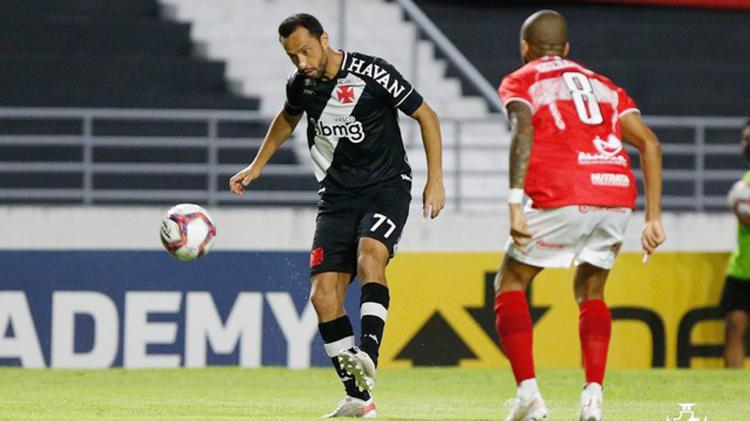 Nenê participa de gol, se destaca em empate e deixa boa impressão no retorno ao Vasco