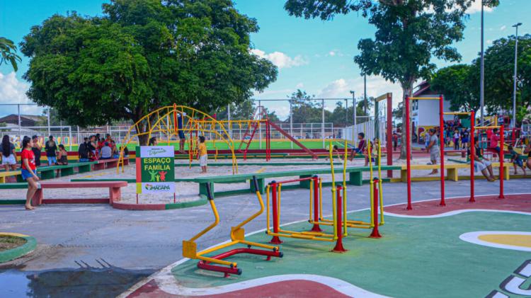 Dr. Furlan entrega Arena e Praça Caldeirão, no bairro Jardim Felicidade II