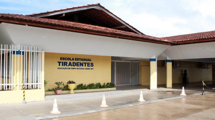 Governo inicia 3ª etapa de pré-matrícula e entrega de documentos nas escolas estaduais nesta segunda, 23