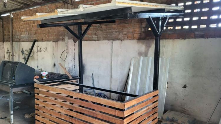 Semob faz força-tarefa para construção dos boxes para as novas feiras de Macapá