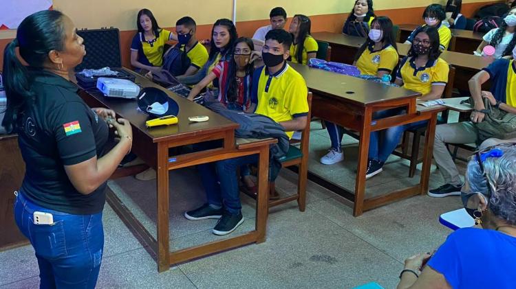 Campanha ‘Minha escolha faz a diferença’ orienta jovens para um trânsito seguro em Macapá