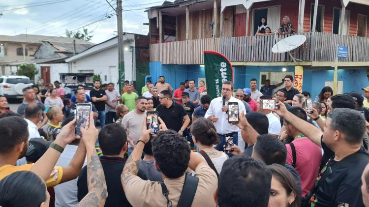 Prefeitura de Macapá entrega 16 vias pavimentadas aos moradores do bairro Araxá