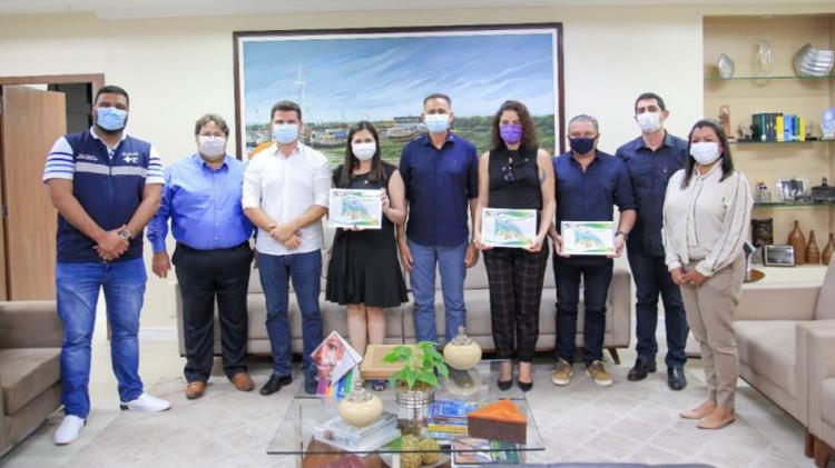 Comitê médico de enfrentamento à covid-19 recebe homenagens do Governo do Amapá