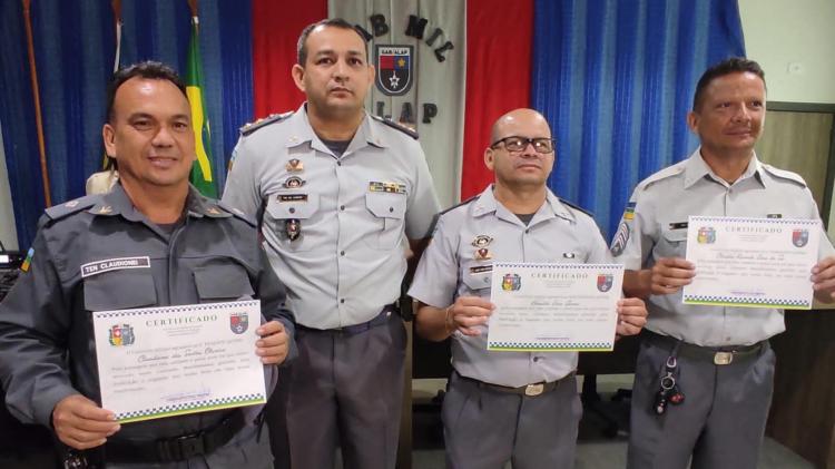 Gabinete Militar da Assembleia Legislativa do Amapá realiza formatura em reunião solene
